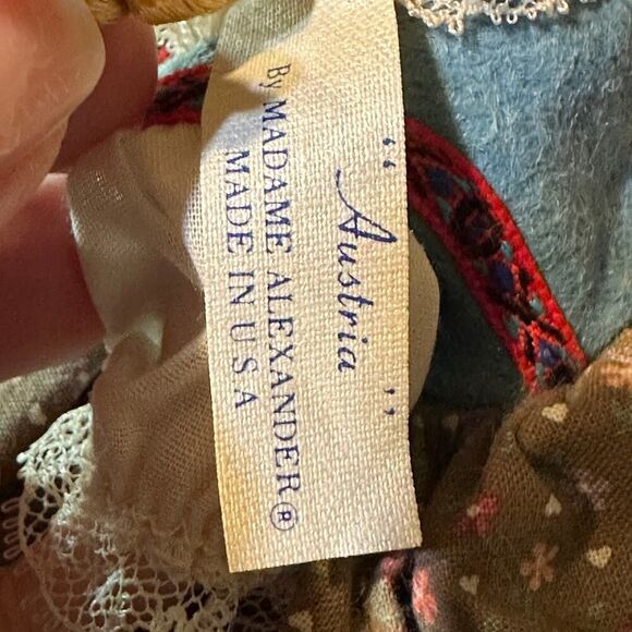 Madame Alexander Austria Doll #532 with Box - Picture 3 of 13